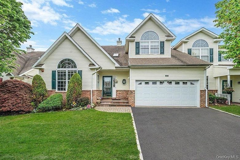 153 Constantine Way #153