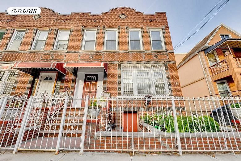 153 East 37th Street