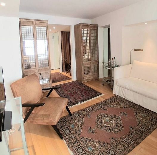 153 East 57th Street #17K