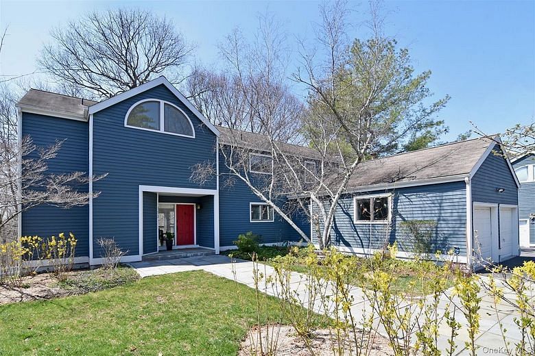 153 Fieldpoint Drive