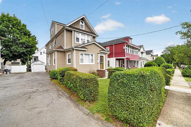153 Hillside Avenue