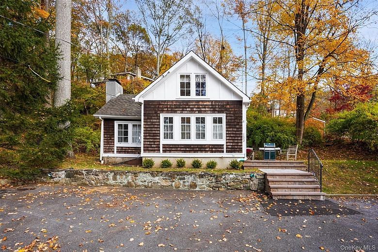 153 Lake Kitchawan Drive