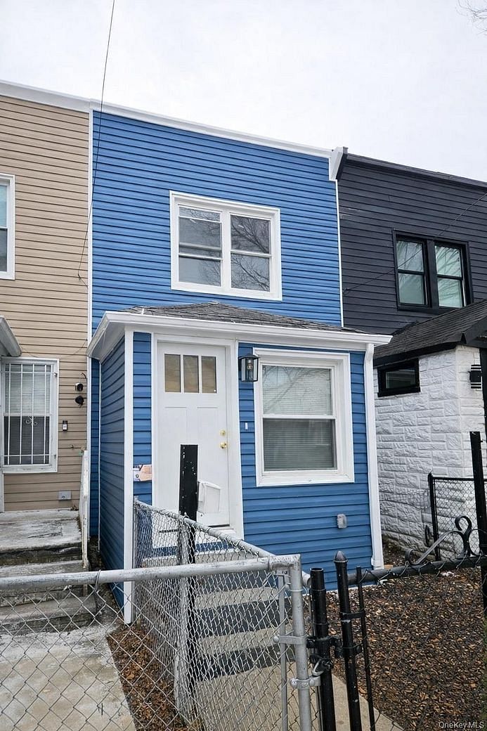 15302 Foch Boulevard