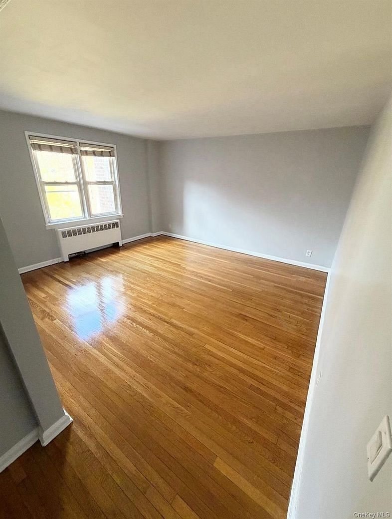 1537 Central Park Avenue #E8