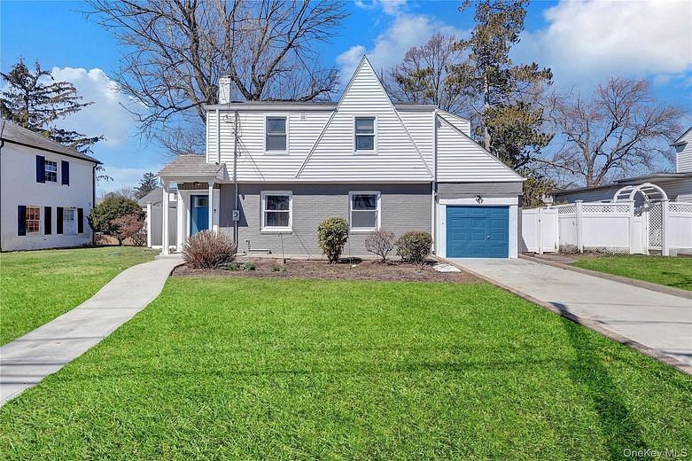 154 California Avenue