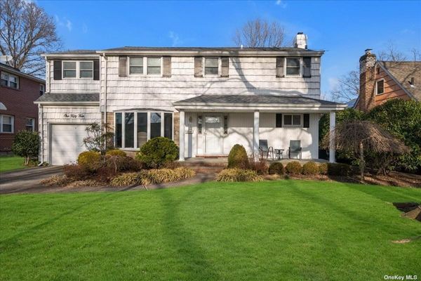 Image 1 of 28 for 154 Claudy Lane in Long Island, New Hyde Park, NY, 11040