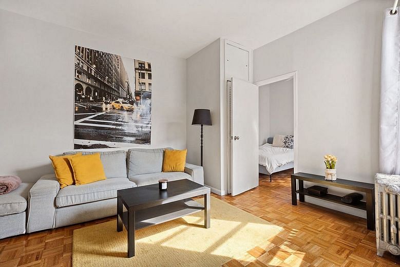 154 South Third Street #32