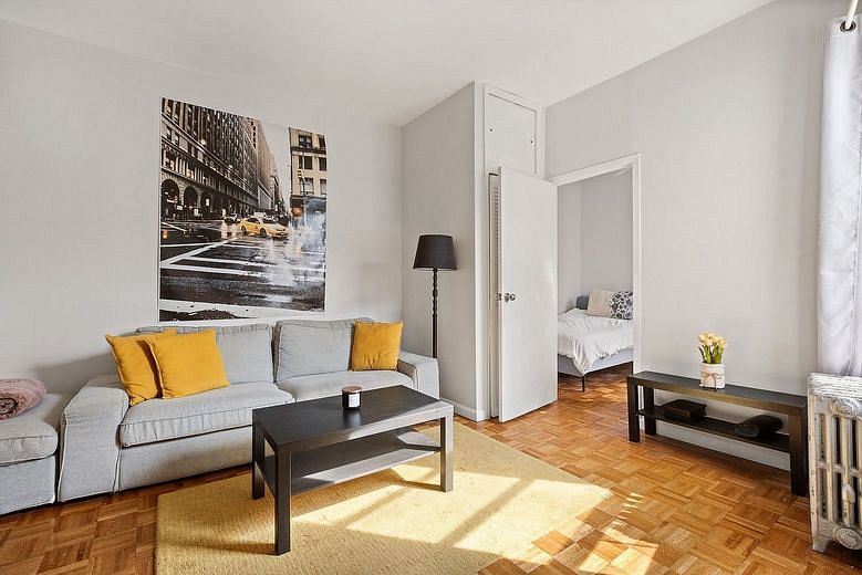 154 South Third Street #32