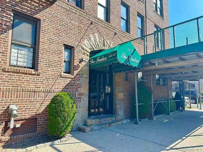 155-17 Sanford Avenue #2F