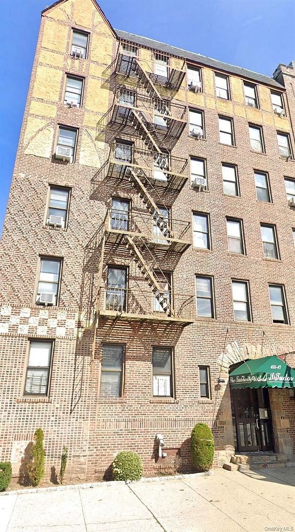 155-17 Sanford Avenue #6D