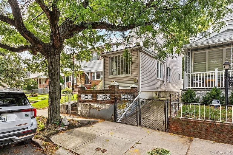155-41 116th Drive