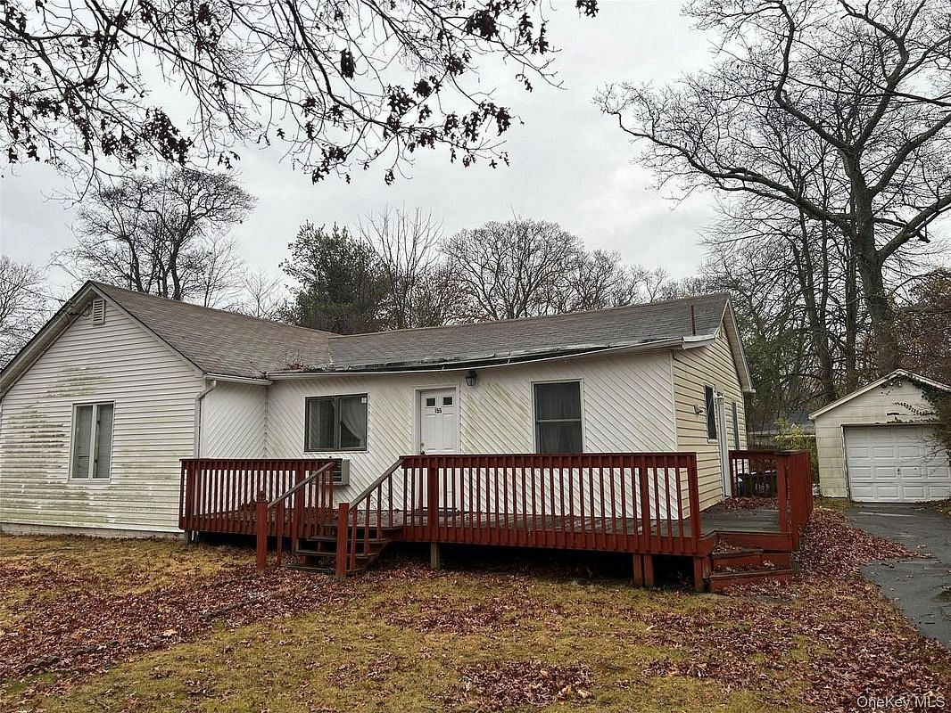 Image 1 of 31 for 155 Dahlia Drive in Long Island, Brookhaven, NY, 11951