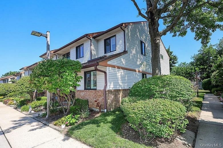 155 Laurel Lane