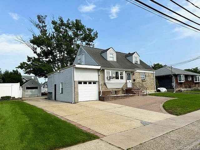 155 Roosevelt Avenue