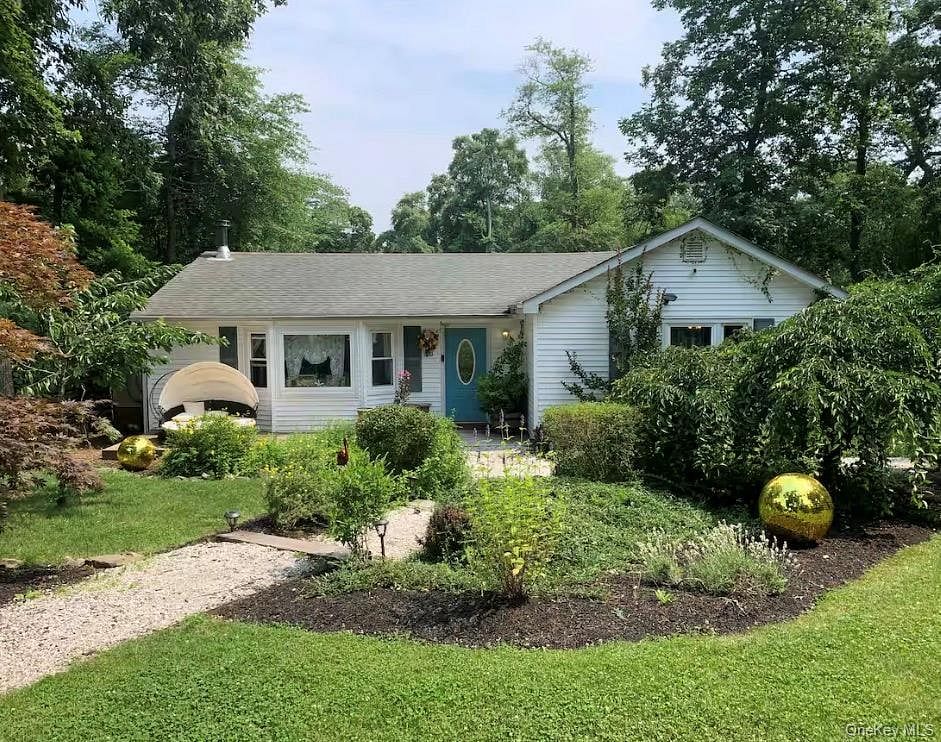 155 Wavecrest Drive