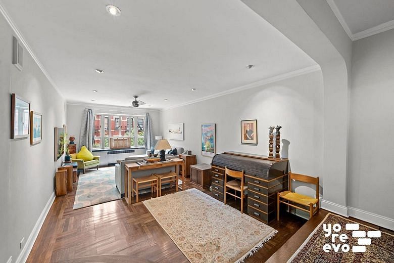 155 West 20th Street #4G
