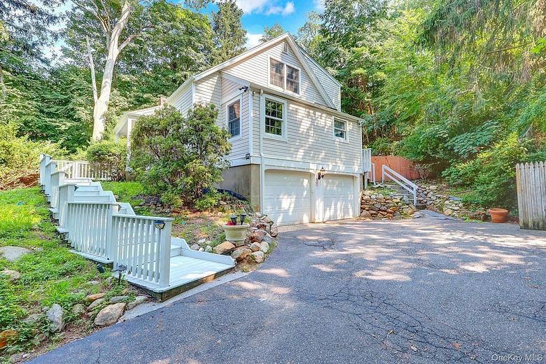1550 Stony Brook Road