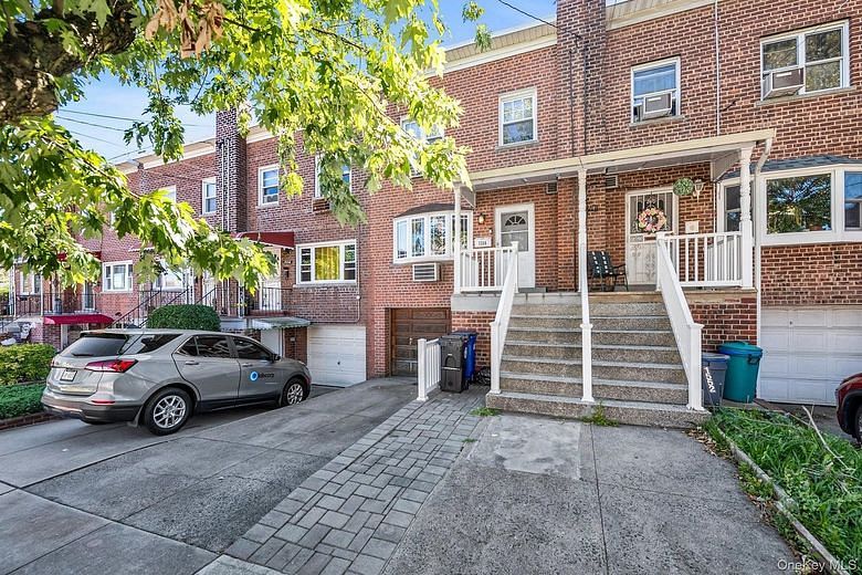 1554 McDonald Street