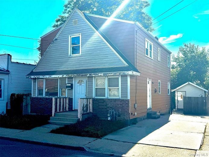 156 Meacham Avenue