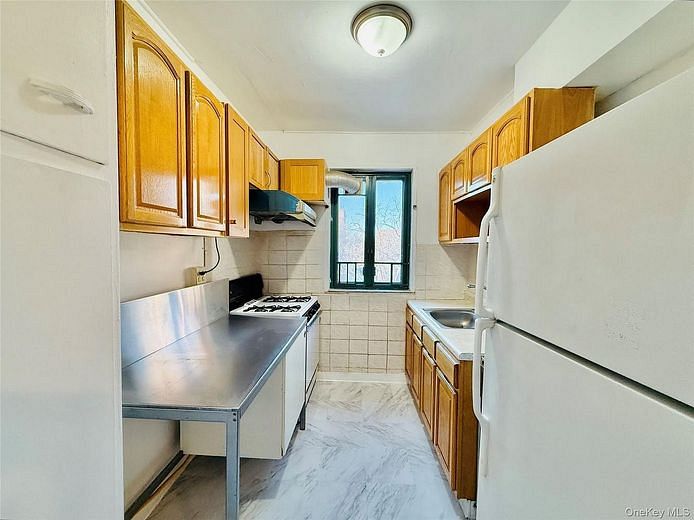 1562 Unionport Road #6G