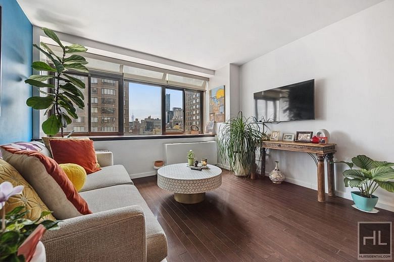 157 East 32nd Street #16A