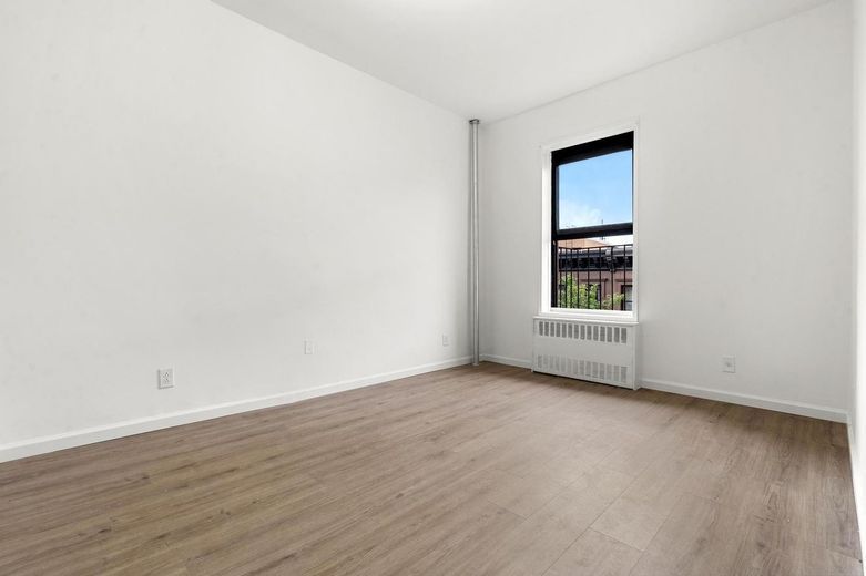 157 West 123rd Street #5E
