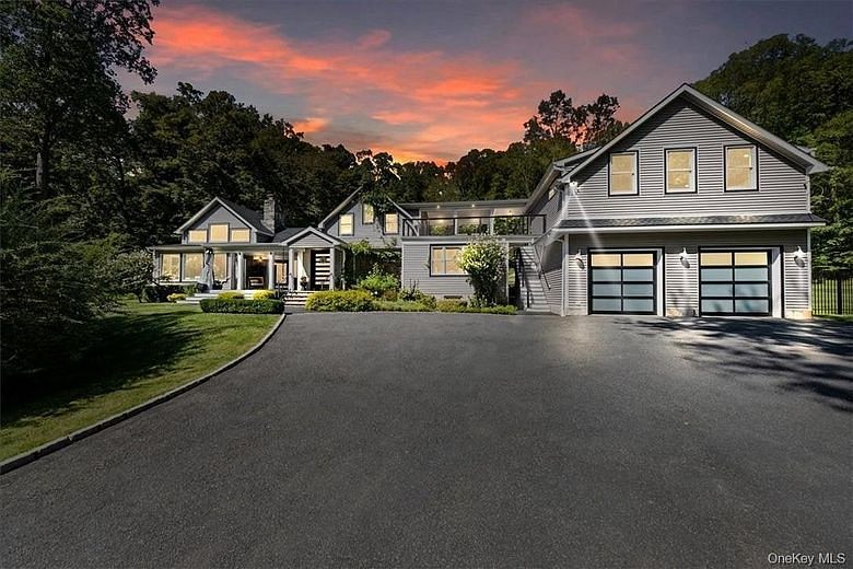 1570 Journeys End Road