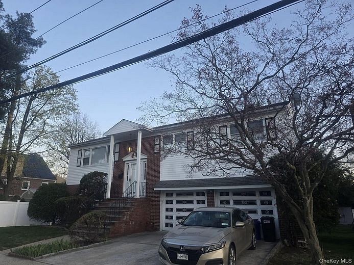 1571 Greenway Boulevard