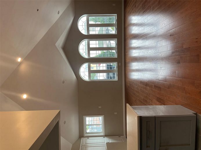 15718 115th Road #2 Family