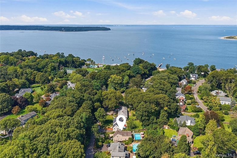 158 Bay Road