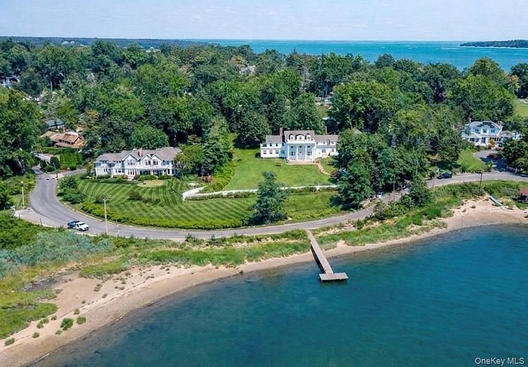 158 E Shore Road