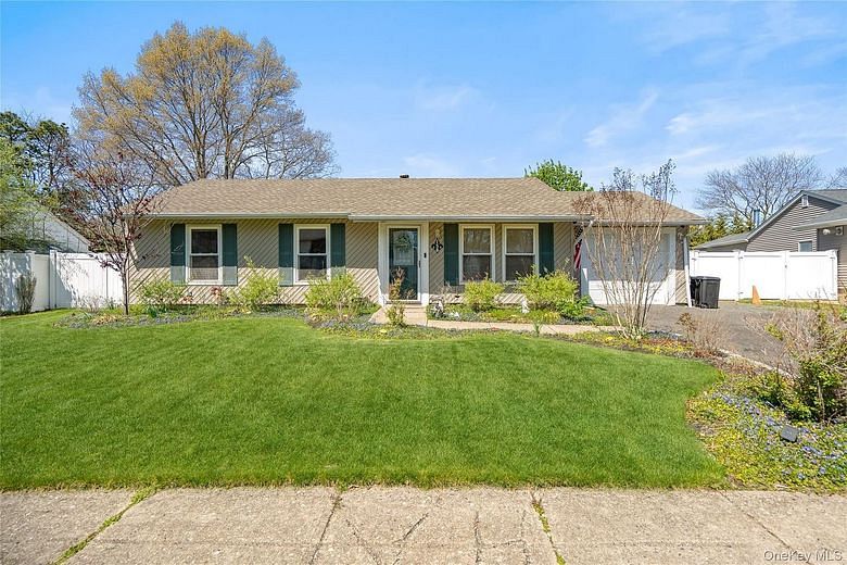 158 Glenmere Way