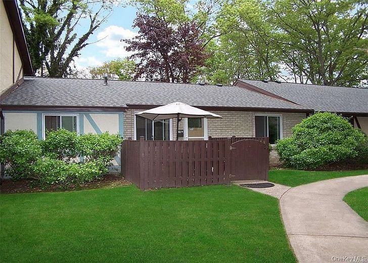 159 Cambridge Drive