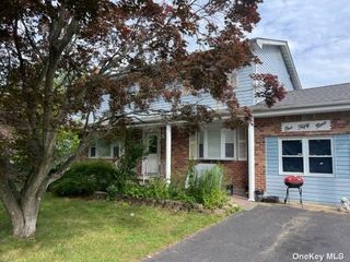Image 1 of 4 for 159 Sammis Avenue in Long Island, Deer Park, NY, 11729