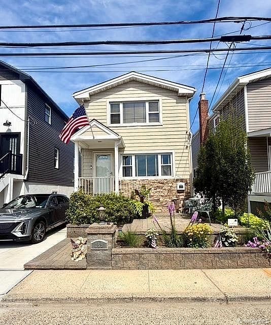 159 Sportsman Avenue