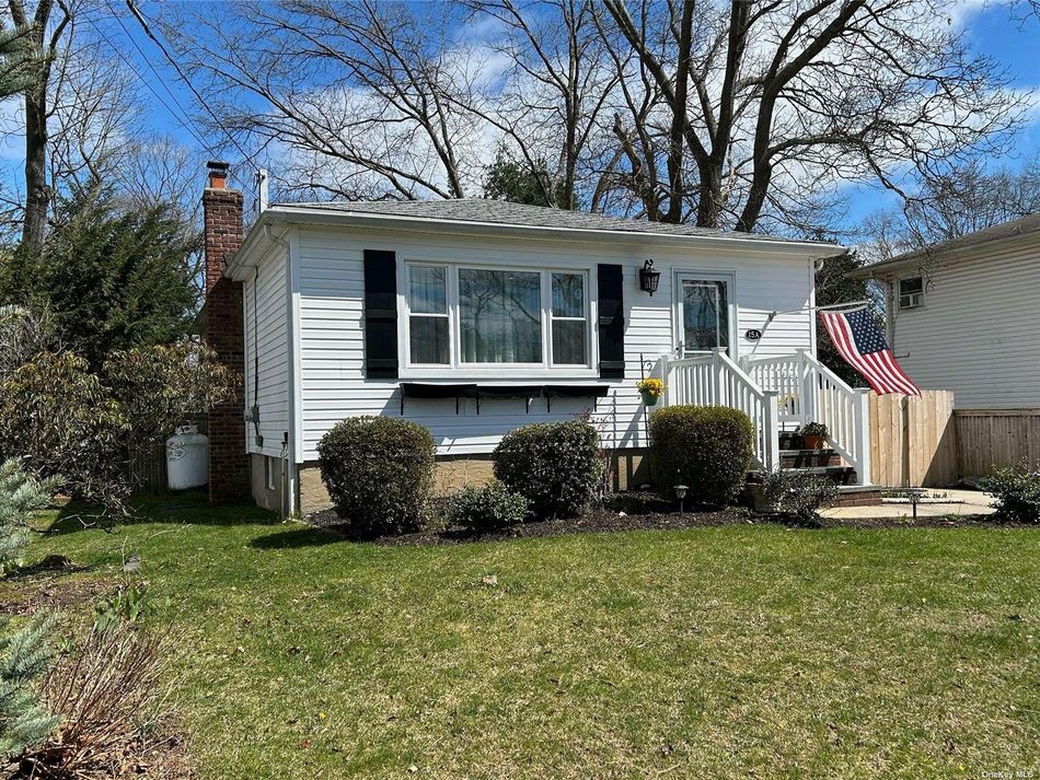 Image 1 of 18 for 15A Forest Avenue in Long Island, Pt.Jefferson Sta, NY, 11776