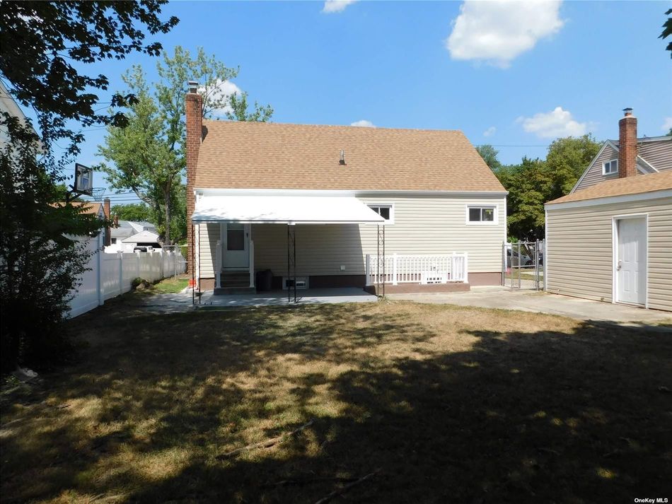 Image 1 of 28 for 474 Barbara Lane in Long Island, West Hempstead, NY, 11552