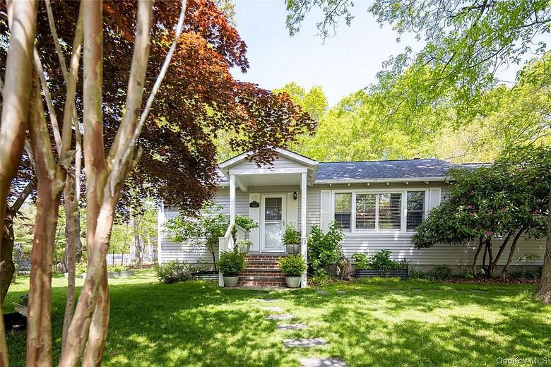 16 Bowditch Road