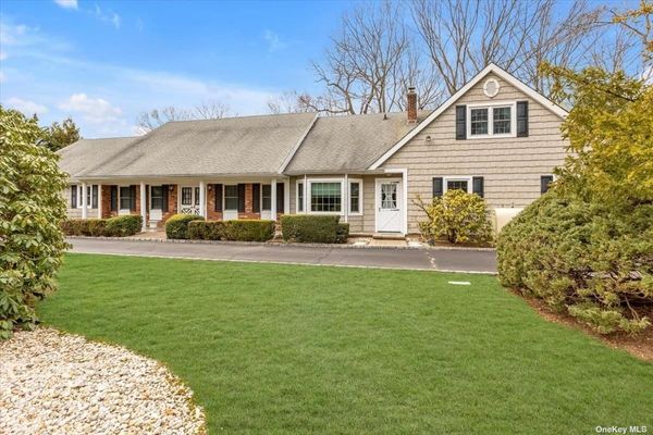 Image 1 of 28 for 16 Breezy Hill Drive in Long Island, Fort Salonga, NY, 11768