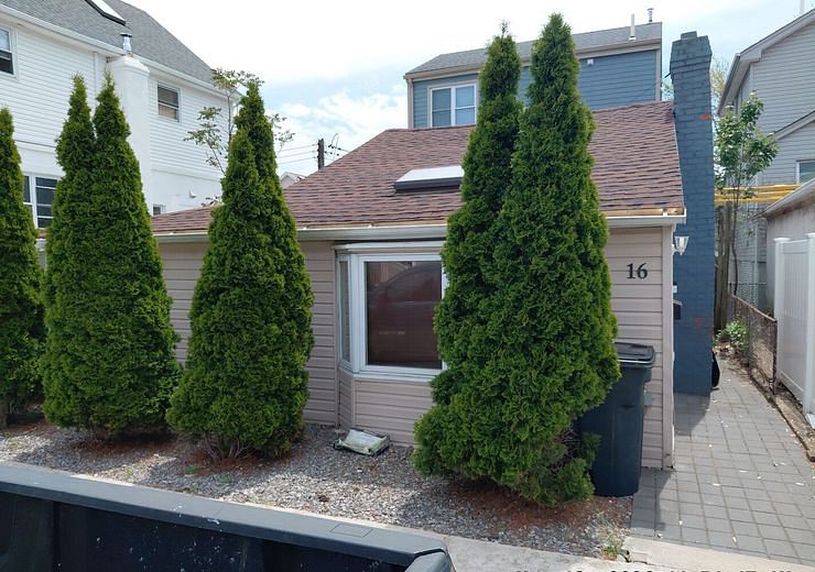 16 Cyrus Avenue