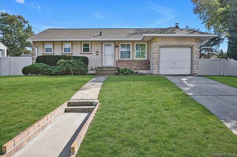 16 E Chestnut Street