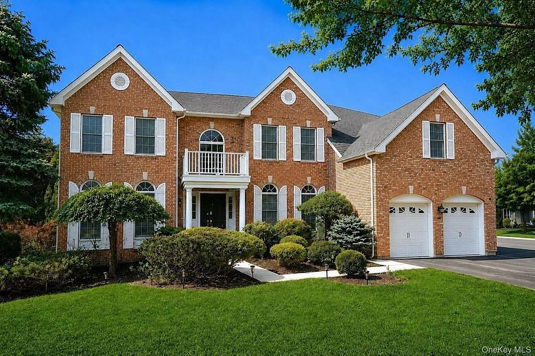 16 Eagle Court