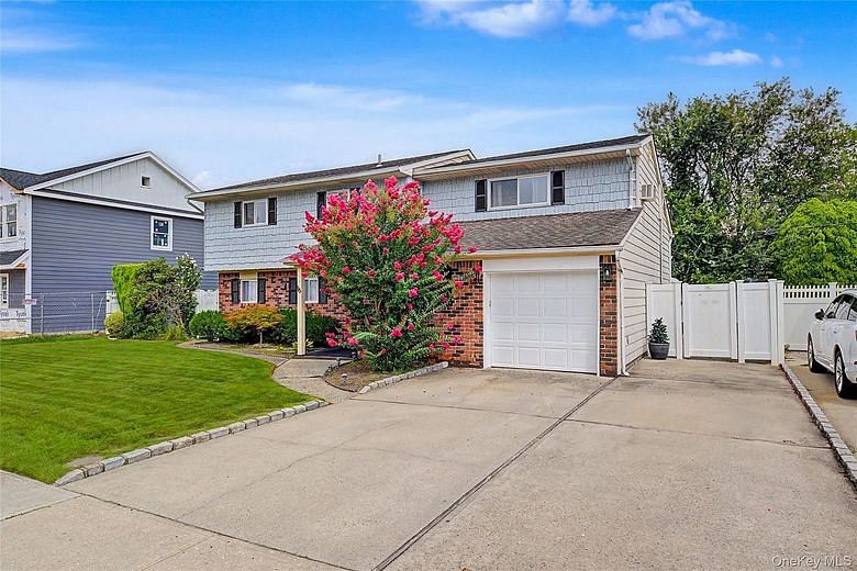16 Hunt Place