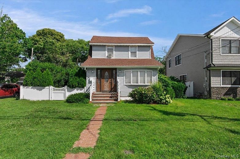 16 Marlboro Place