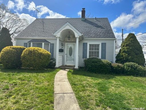 Image 1 of 24 for 16 Ranch Lane in Long Island, Levittown, NY, 11756