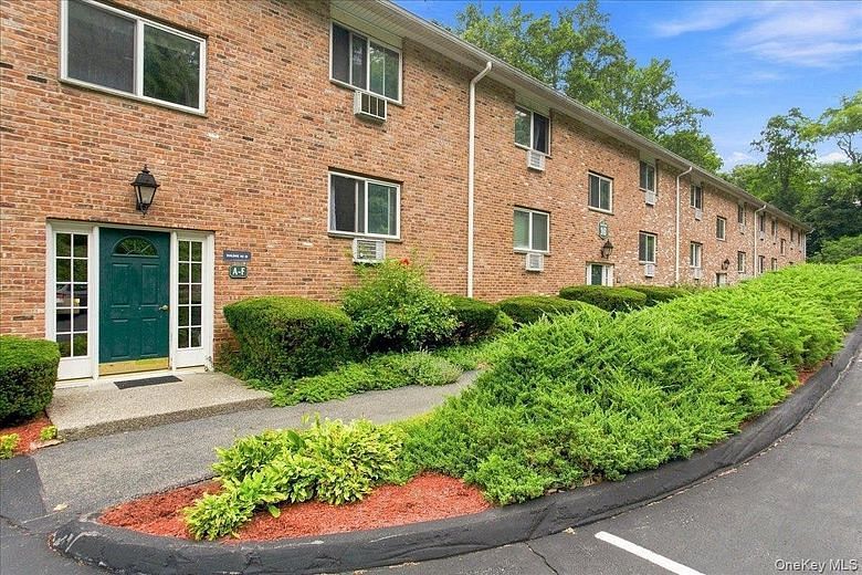 16 Scenic Drive #K
