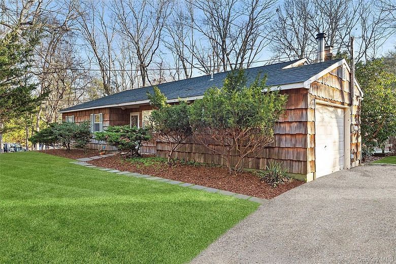 16 Settlers Landing Lane