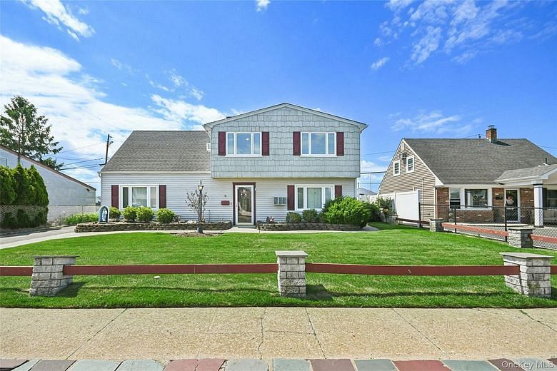 16 Sycamore Lane