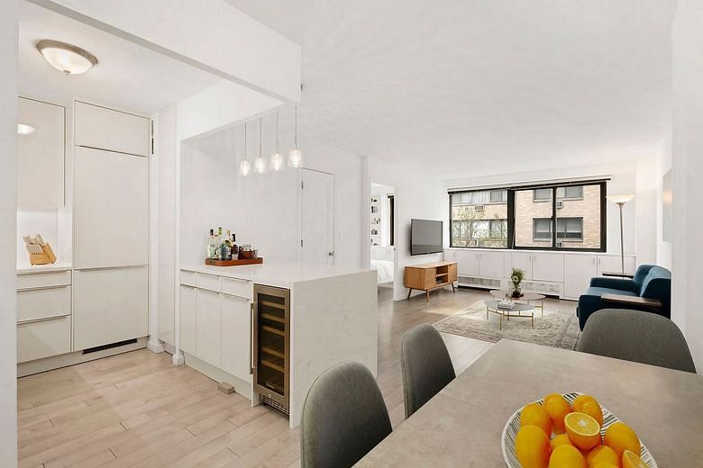 16 West 16th Street #6ES