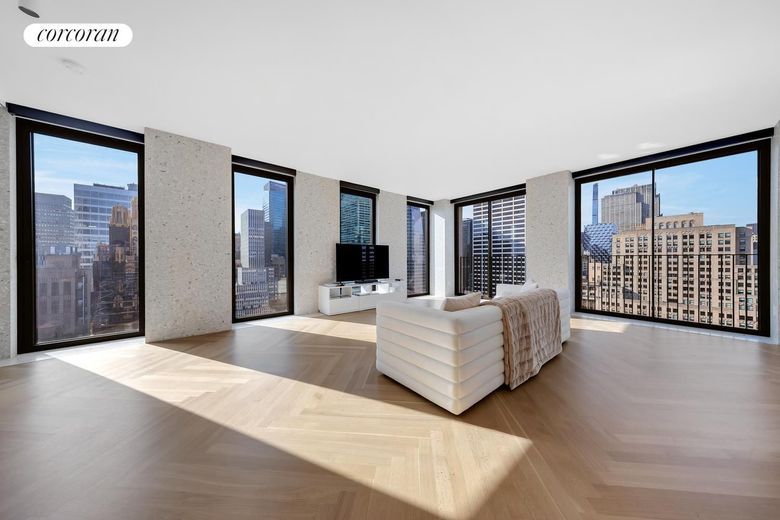 16 West 40th Street #29A